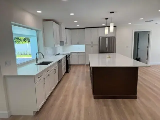 10736 Locust Street, Palm Beach Gardens FL 33418