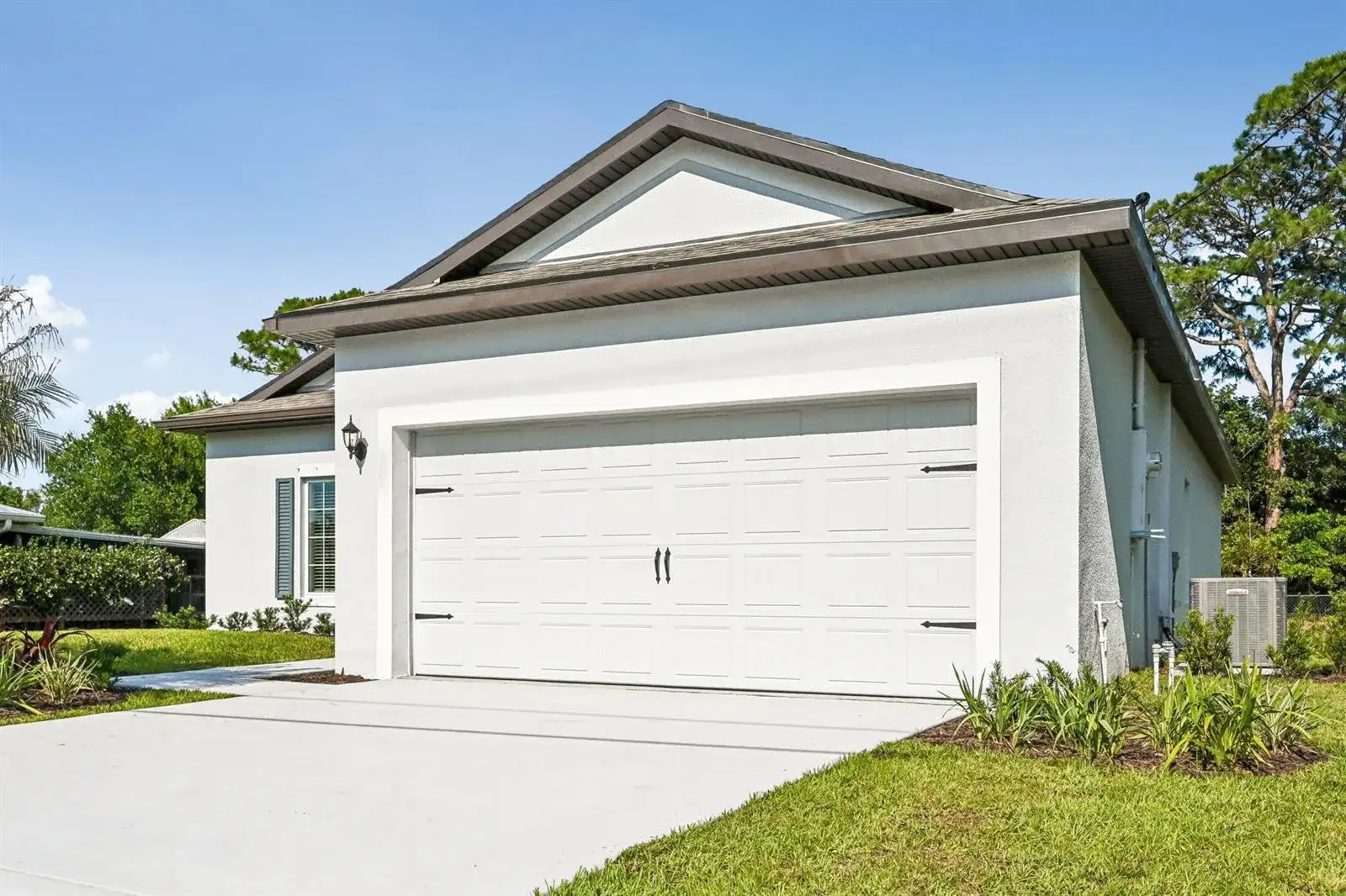 6010 Hickory Drive, Fort Pierce FL 34982 photo 3