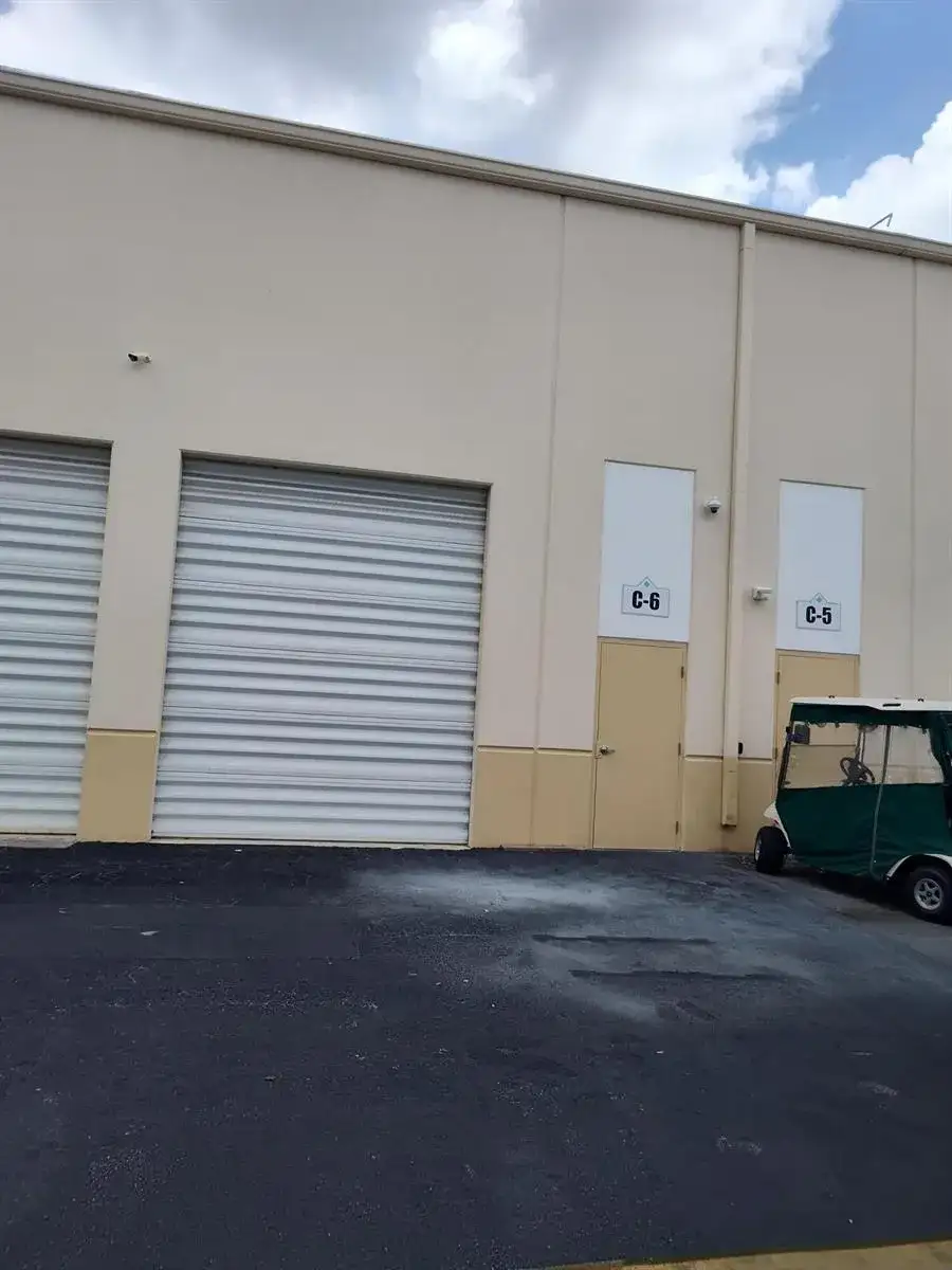 2721 Vista Parkway # 6, West Palm Beach FL 33411 photo 3