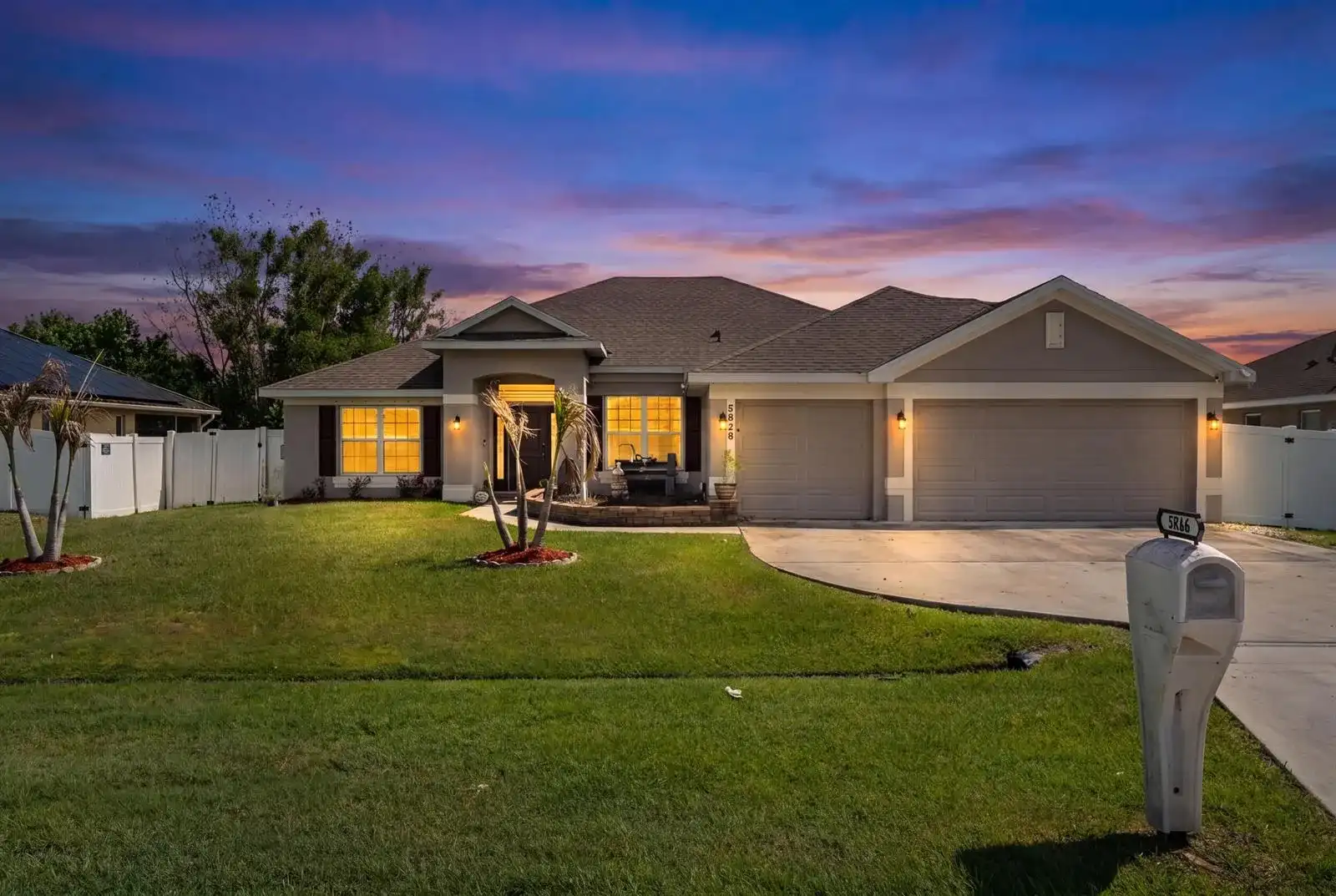 5846 NW Dooley Circle, Port St. Lucie FL 34986