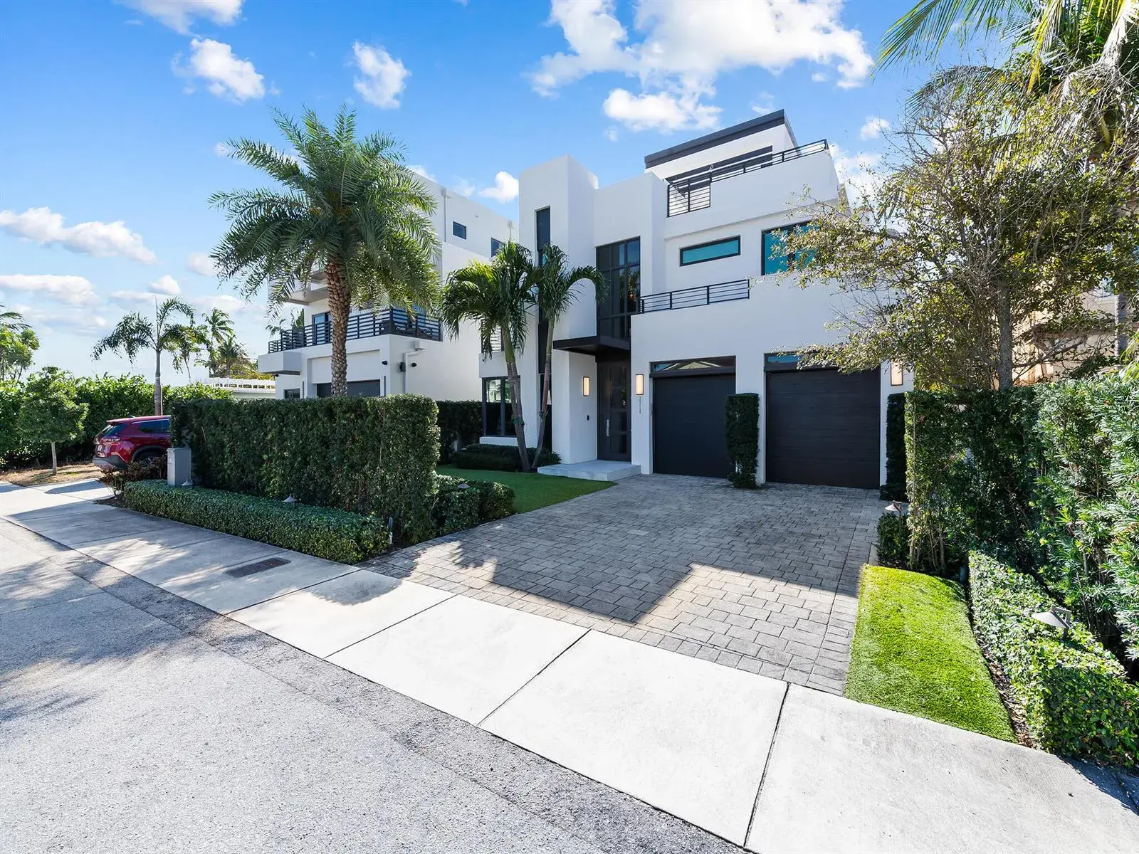3318 NE 17th Street, Fort Lauderdale FL 33305