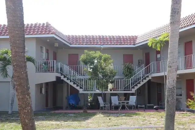 1798 NW 15th Vista # 7, Boca Raton FL 33432 photo 2