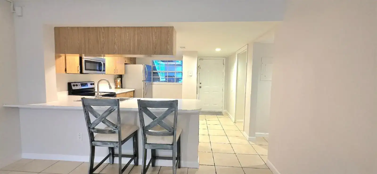 1503 Palm Beach Trace Drive, Royal Palm Beach FL 33411 photo 2