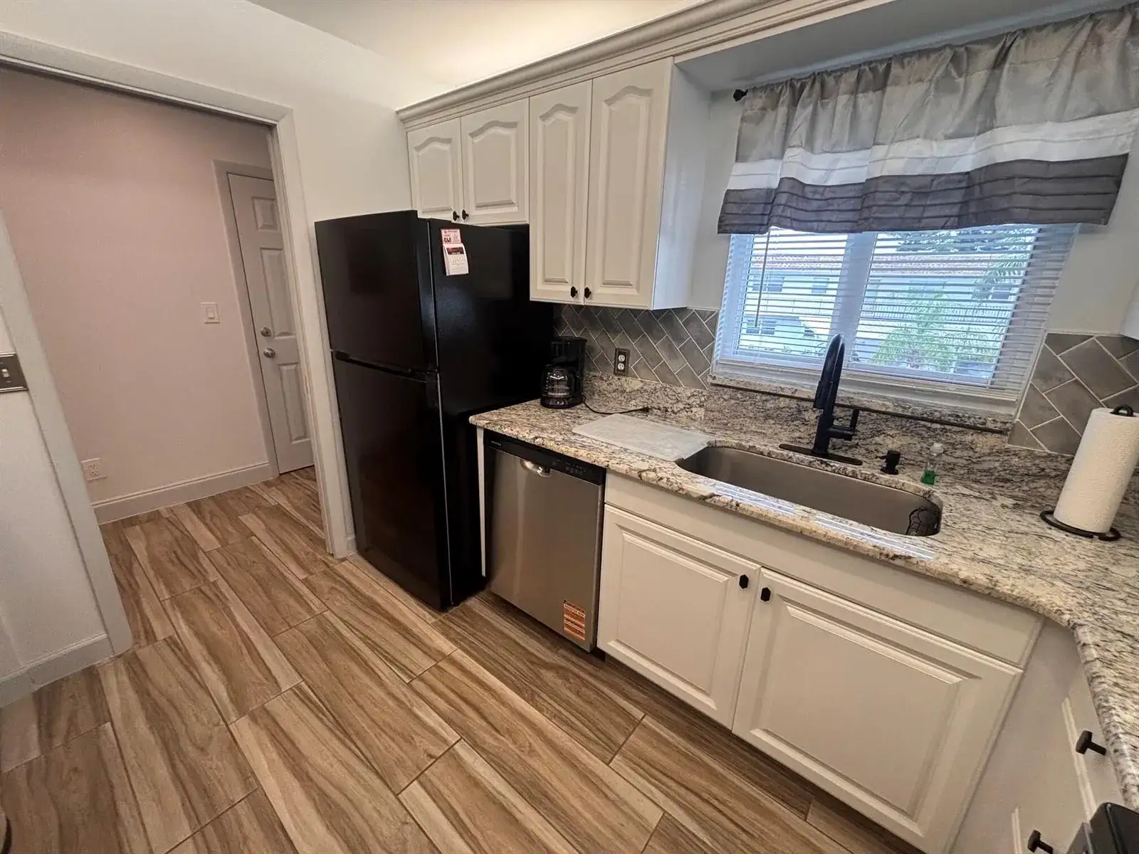 2950 SE Ocean Boulevard # 5, Stuart FL 34996 photo 3