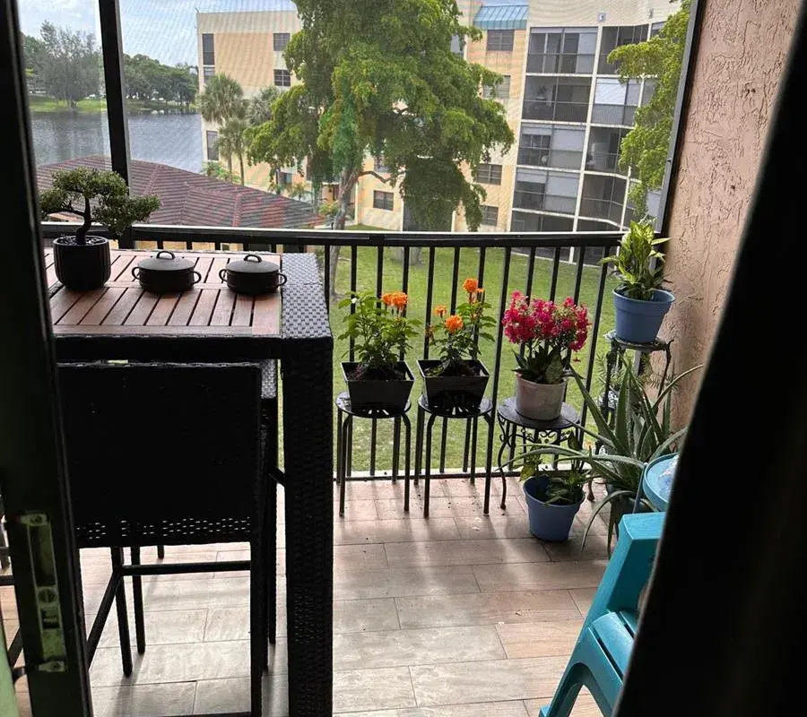 6575 W Oakland Park Boulevard # 417, Lauderhill FL 33313