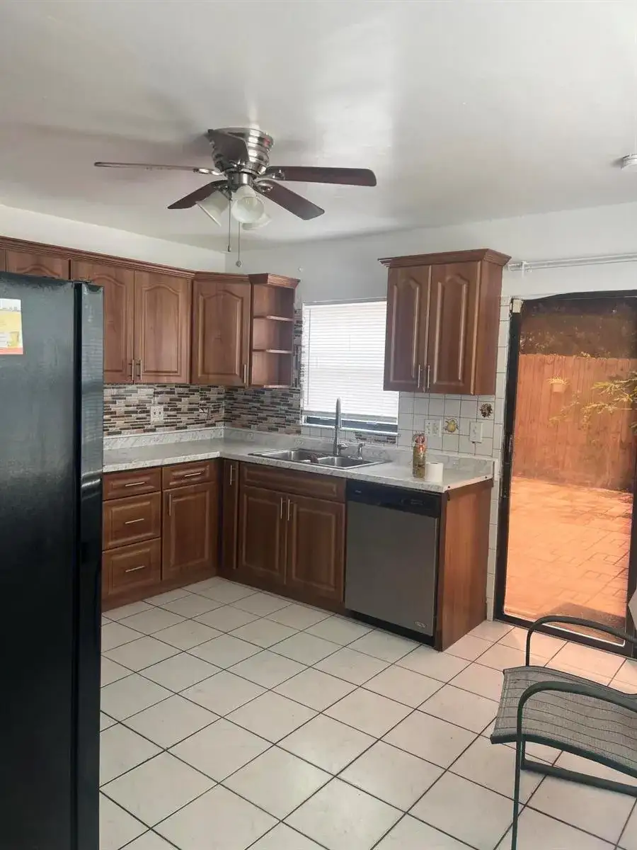 57 Peachtree Place, Boynton Beach FL 33436 photo 4