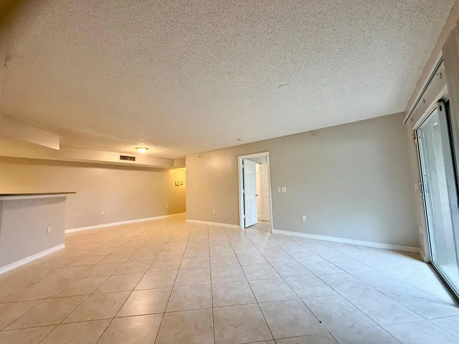 5065 Wiles Road # 105, Coconut Creek FL 33073
