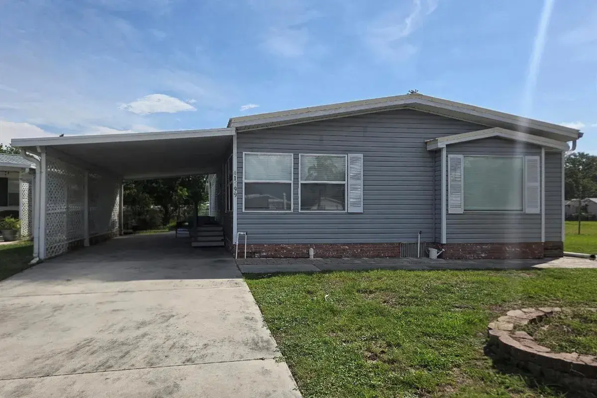 1699 SW 35th Circle, Okeechobee FL 34974