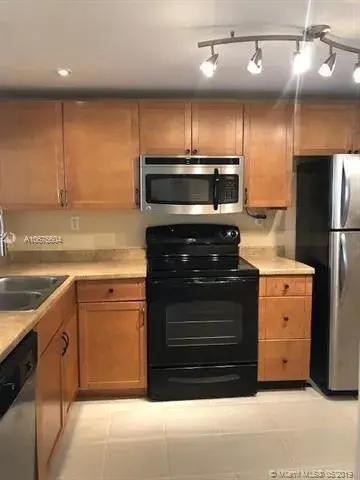 1911 Sabal Palm Drive # 104, Davie FL 33324