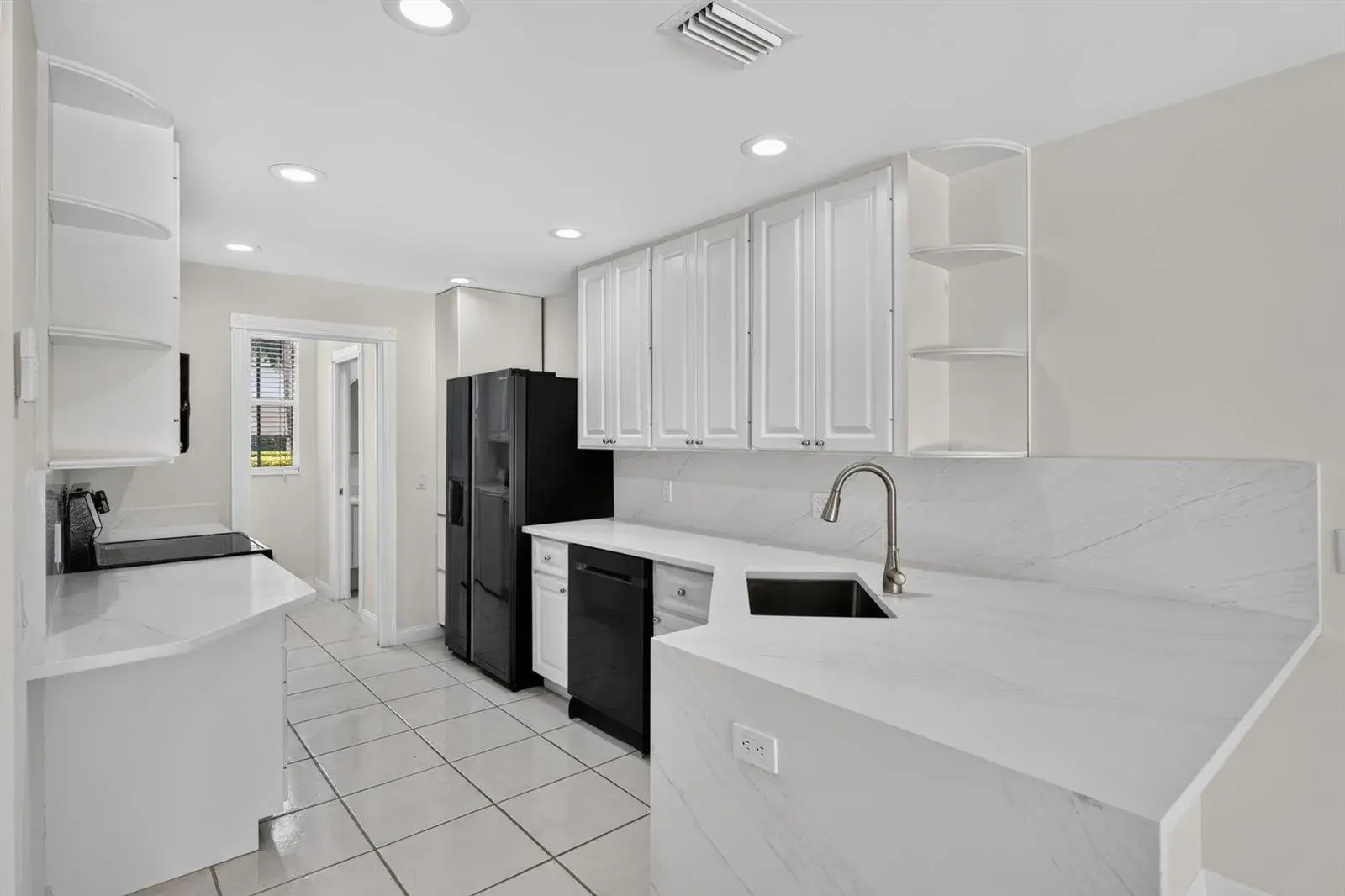 112 Santa Barbara Way, Palm Beach Gardens FL 33410