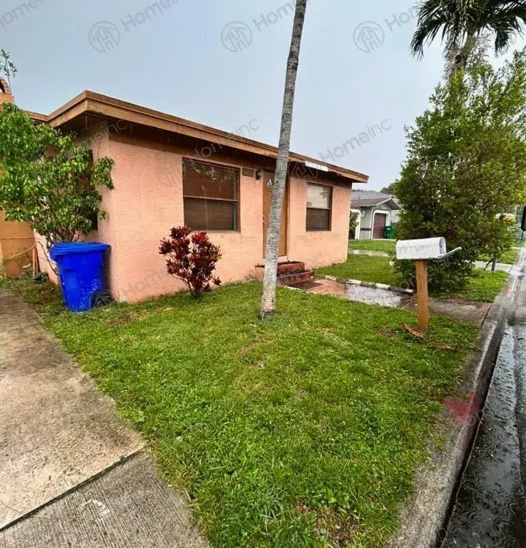 2931 NW 6th Court, Fort Lauderdale FL 33311