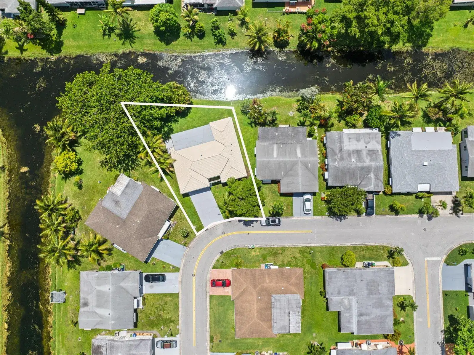 1550 NW 70th Terrace, Margate FL 33063 photo 2