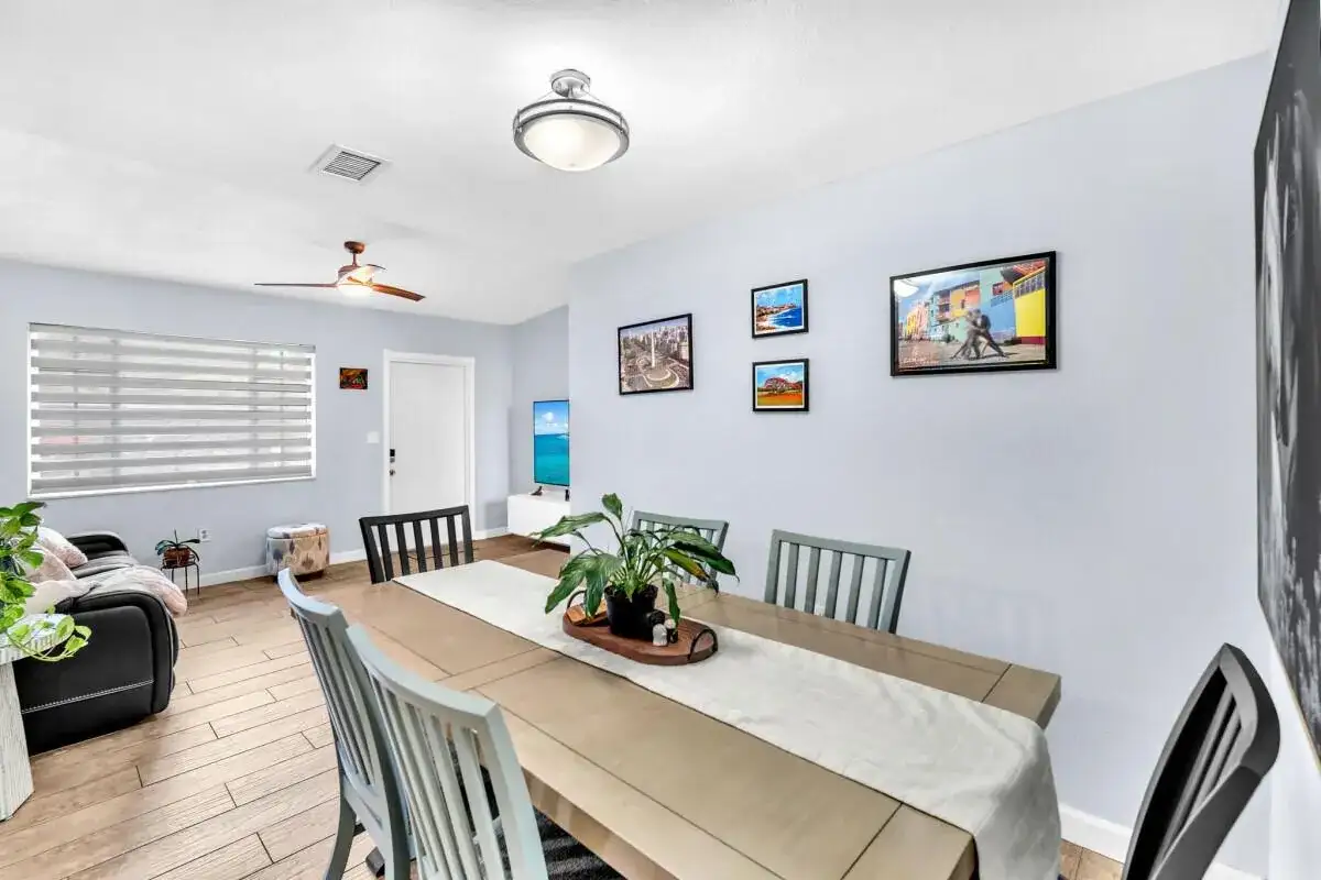 404 S 62nd Terrace, Hollywood FL 33023 photo 3