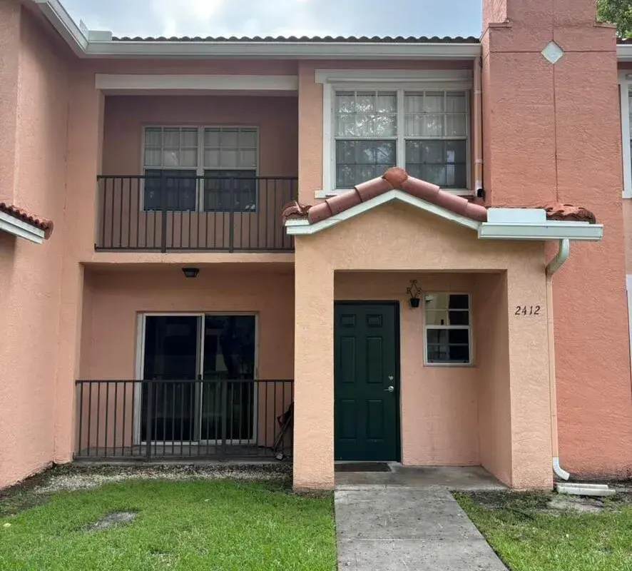 2412 Belmont Lane, North Lauderdale FL 33068