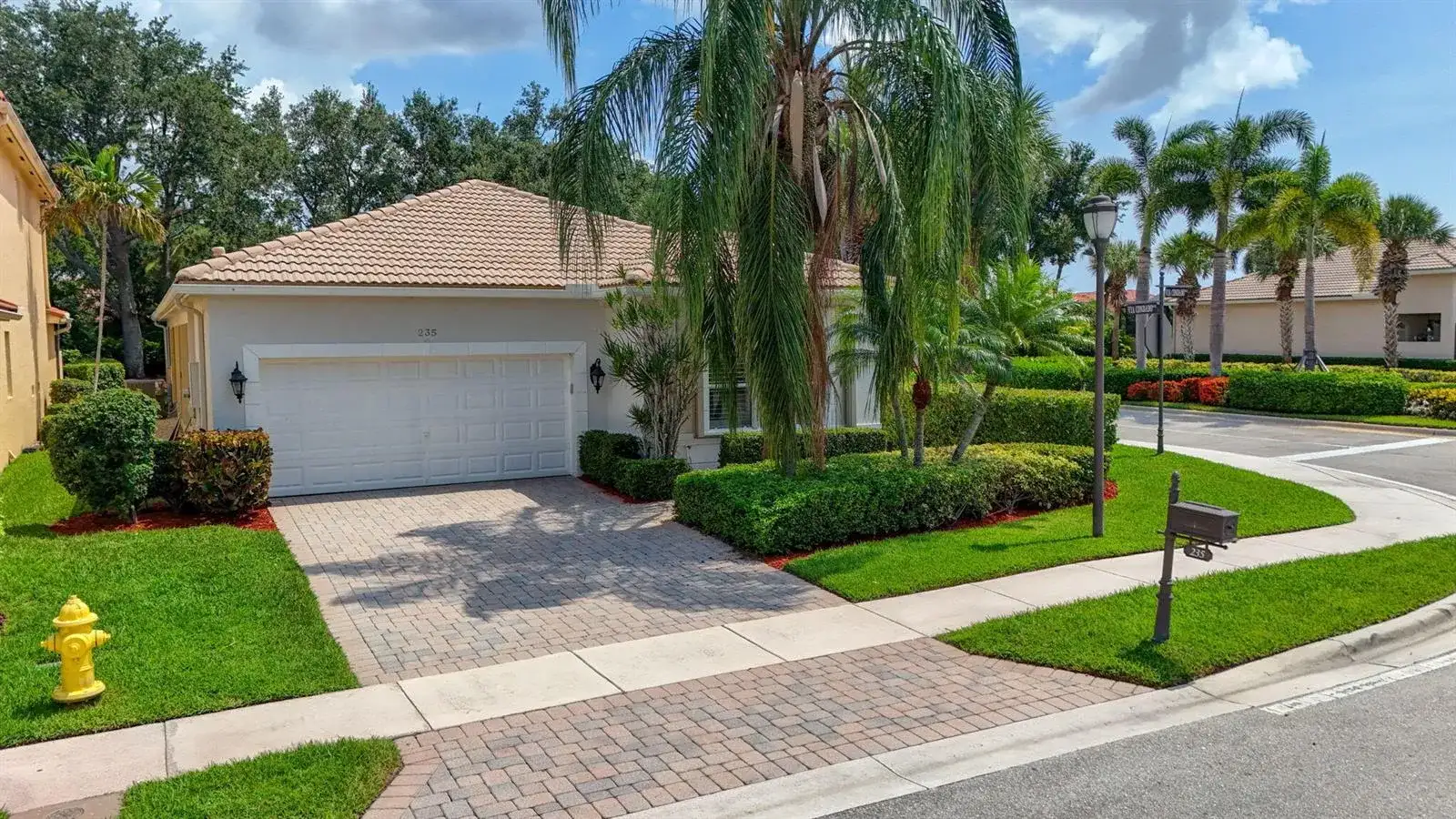 235 Via Condado Way, Palm Beach Gardens FL 33418 photo 2