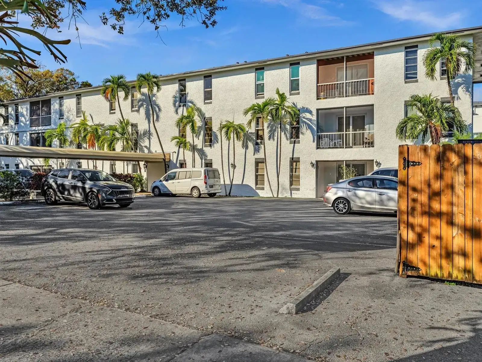215 NE 16th Avenue # 203, Fort Lauderdale FL 33301 photo 5