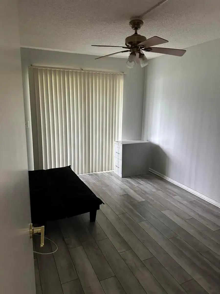 599 Fanshaw O, Boca Raton FL 33434 photo 5