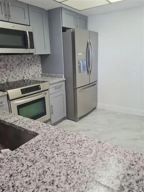 5570 NW 44th Street # 210, Lauderhill FL 33319