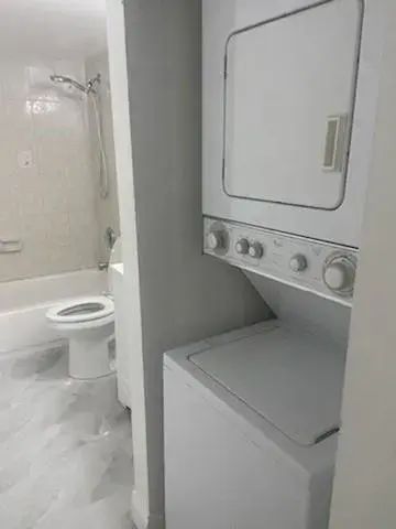 5570 NW 44th Street # 210, Lauderhill FL 33319