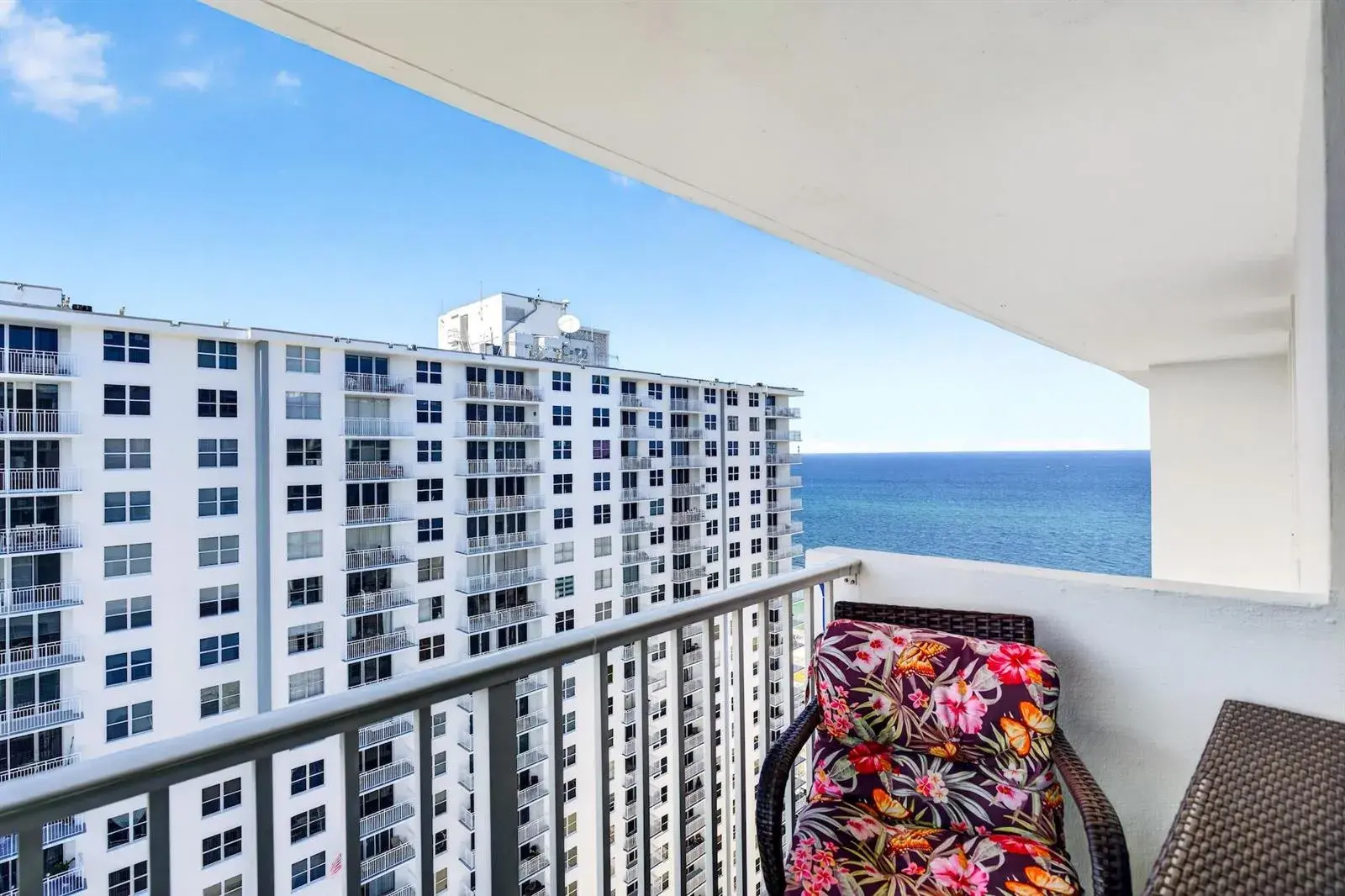 111 Briny Avenue # 2711, Pompano Beach FL 33062