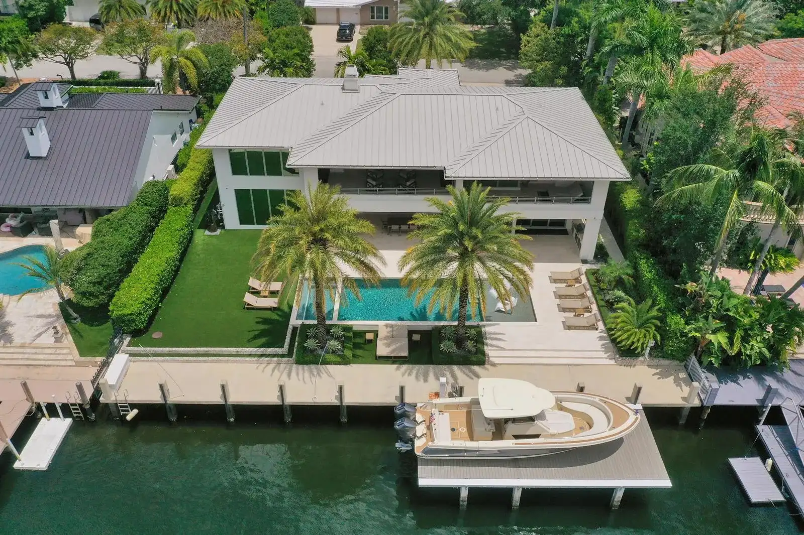 2718 NE 17th Street, Fort Lauderdale FL 33305