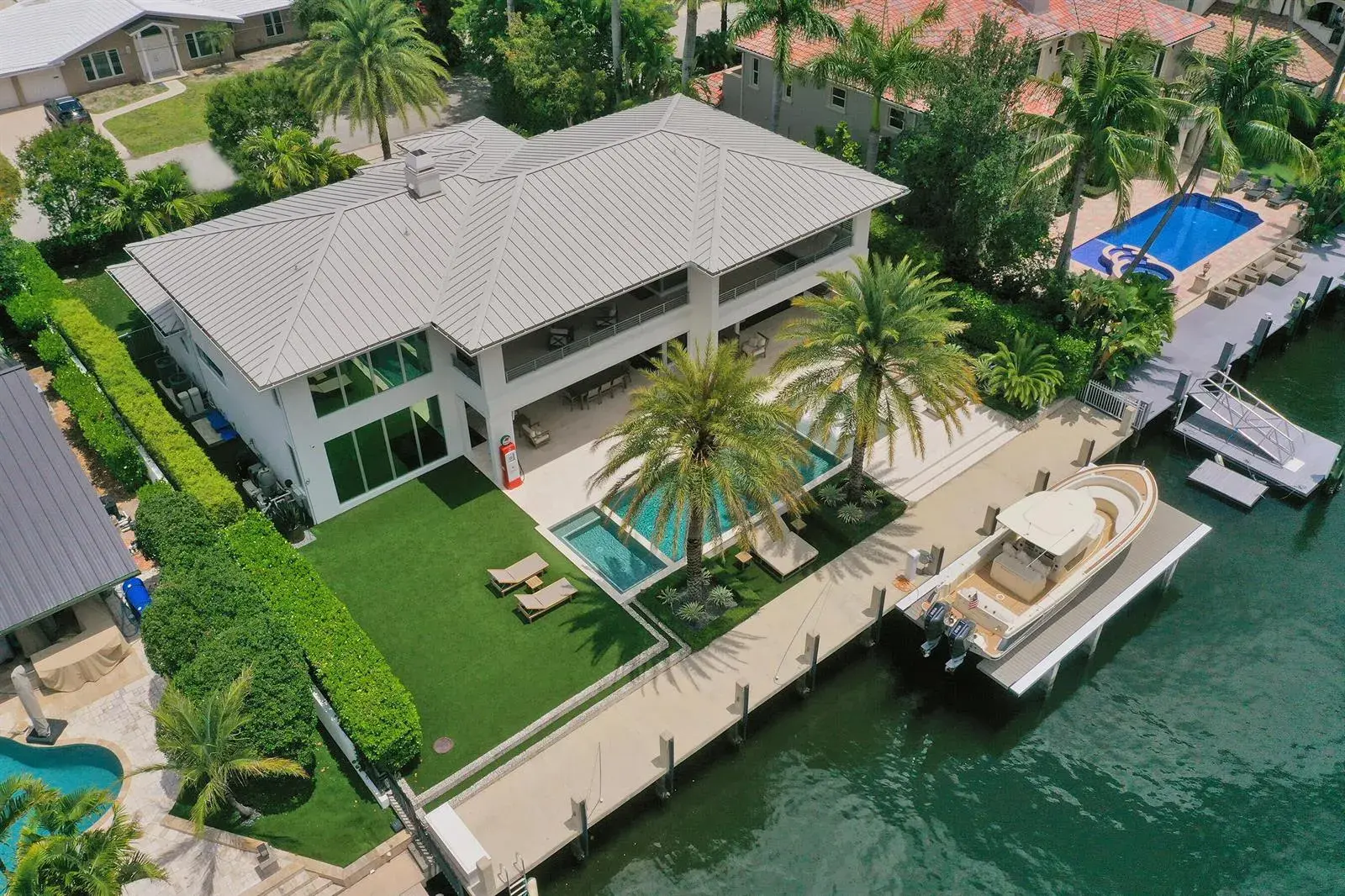2718 NE 17th Street, Fort Lauderdale FL 33305