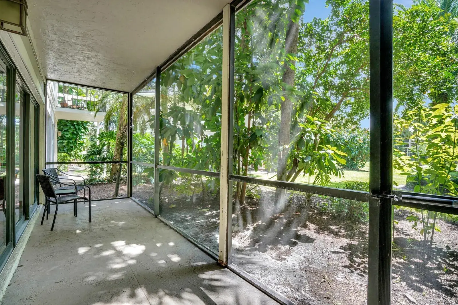 11863 Wimbledon Circle # 425, Wellington FL 33414