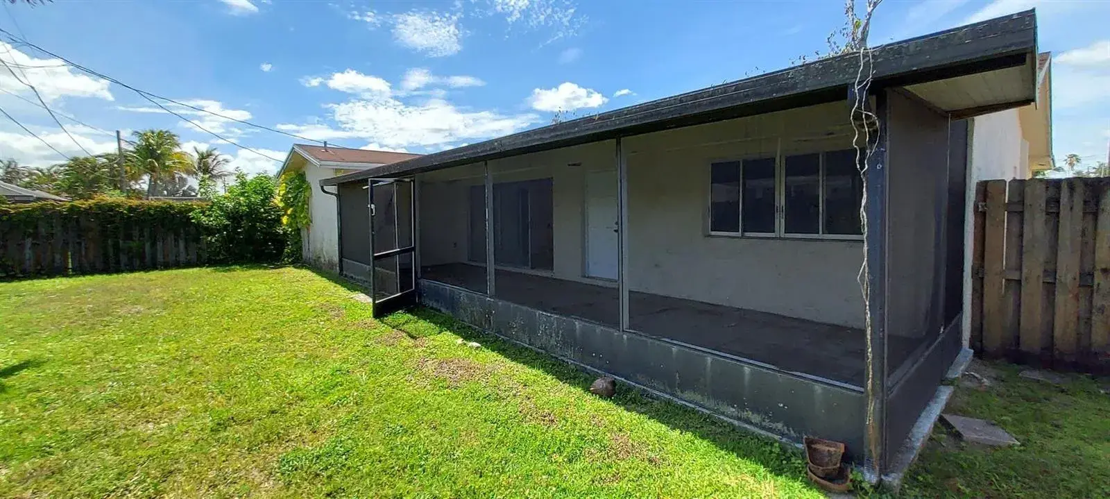 11351 NW 40th Place, Sunrise FL 33323