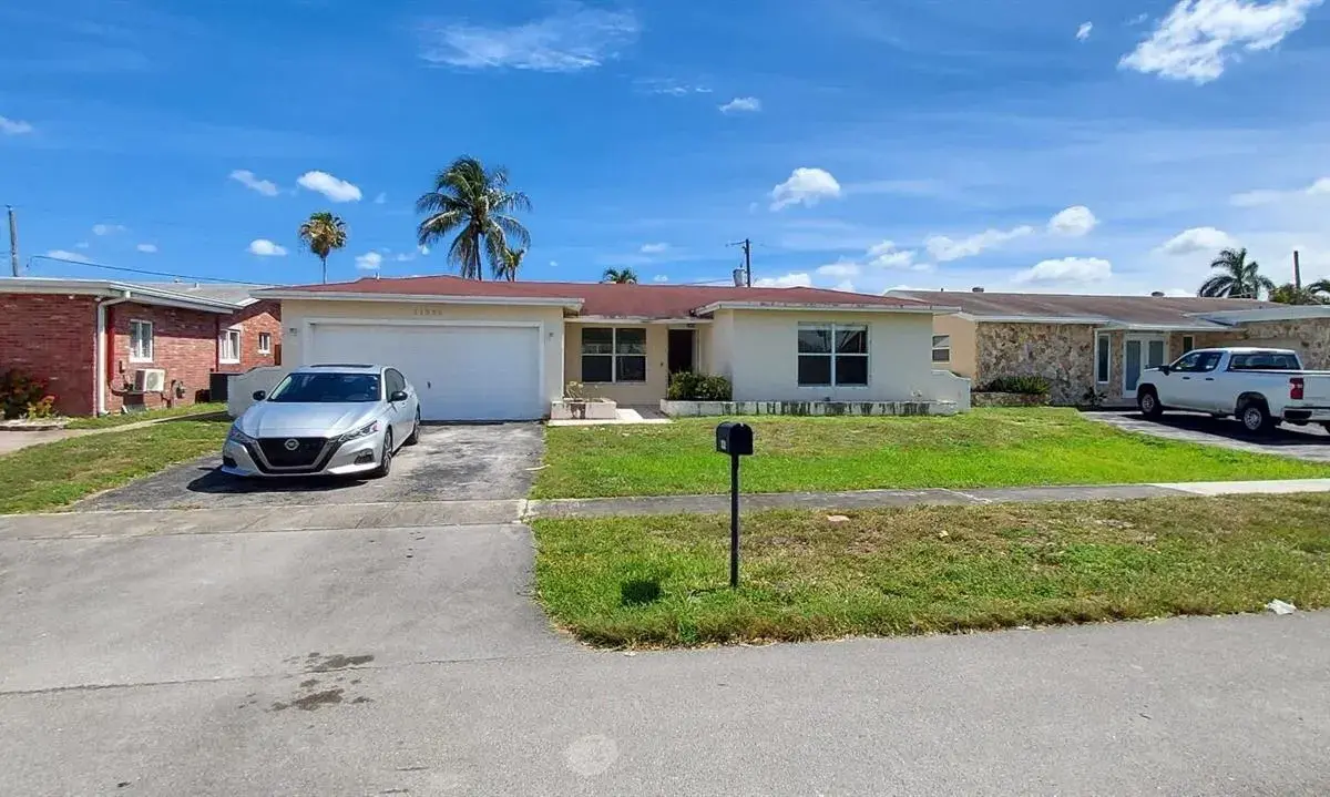 11351 NW 40th Place, Sunrise FL 33323