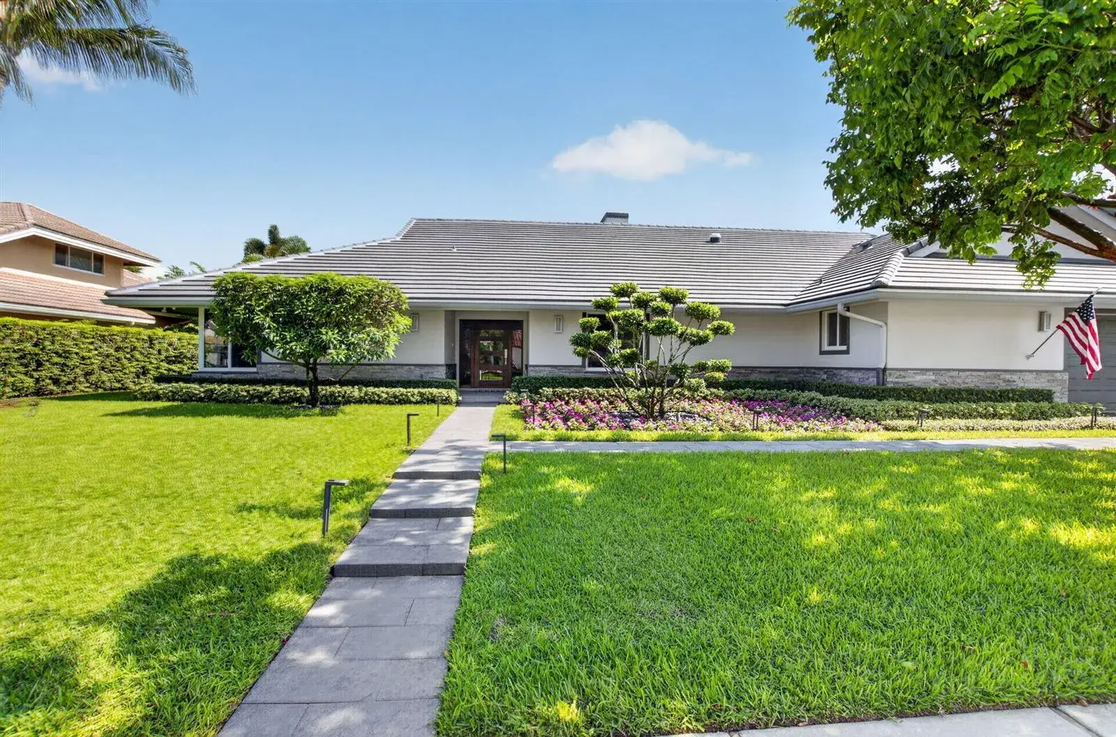 3245 St James Drive, Boca Raton FL 33434