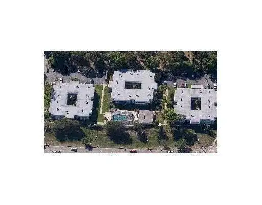 2302 Sunrise Boulevard # 104, Fort Pierce FL 34982 photo 2