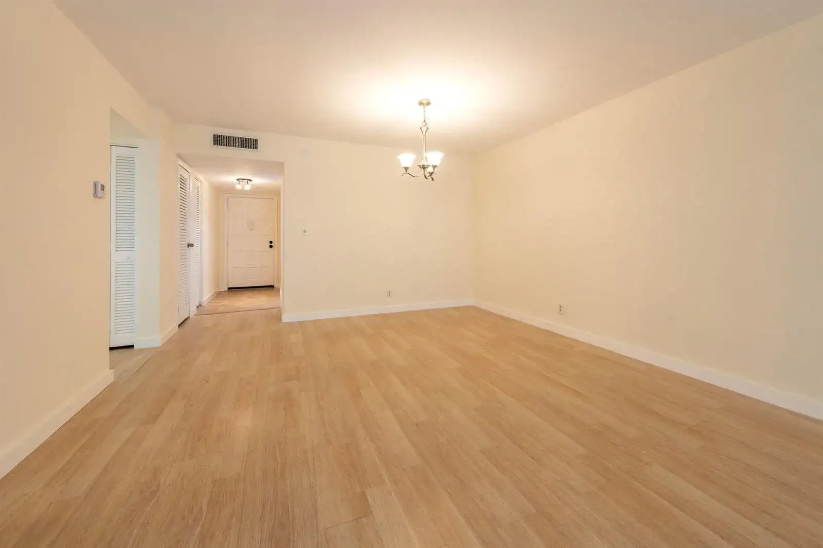 6061 N Falls Cir Drive # 402, Lauderhill FL 33319 photo 5
