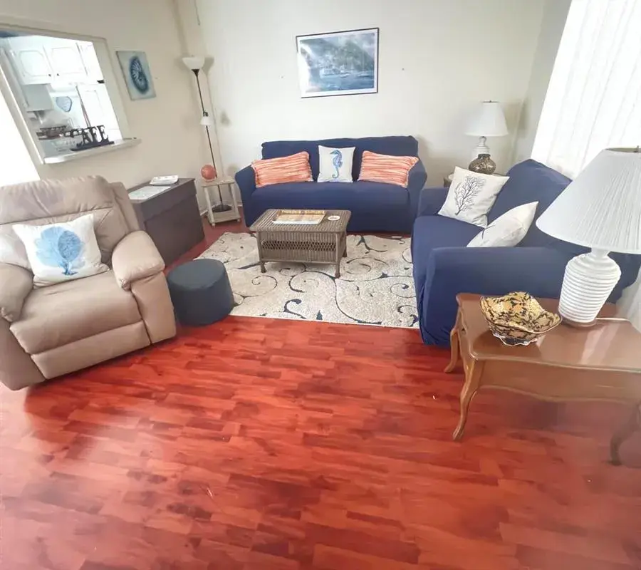 165 Easthampton G, West Palm Beach FL 33417