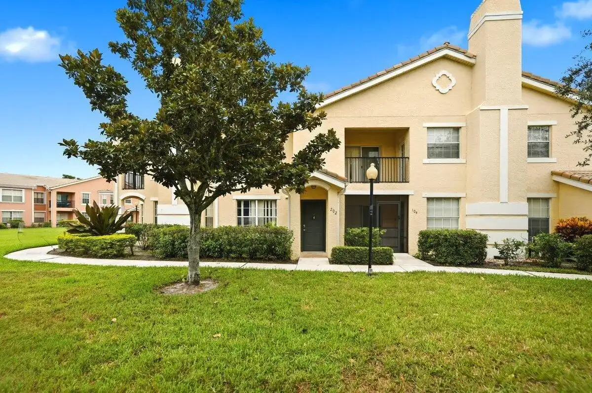 124 SW Peacock Boulevard, Port St. Lucie FL 34986