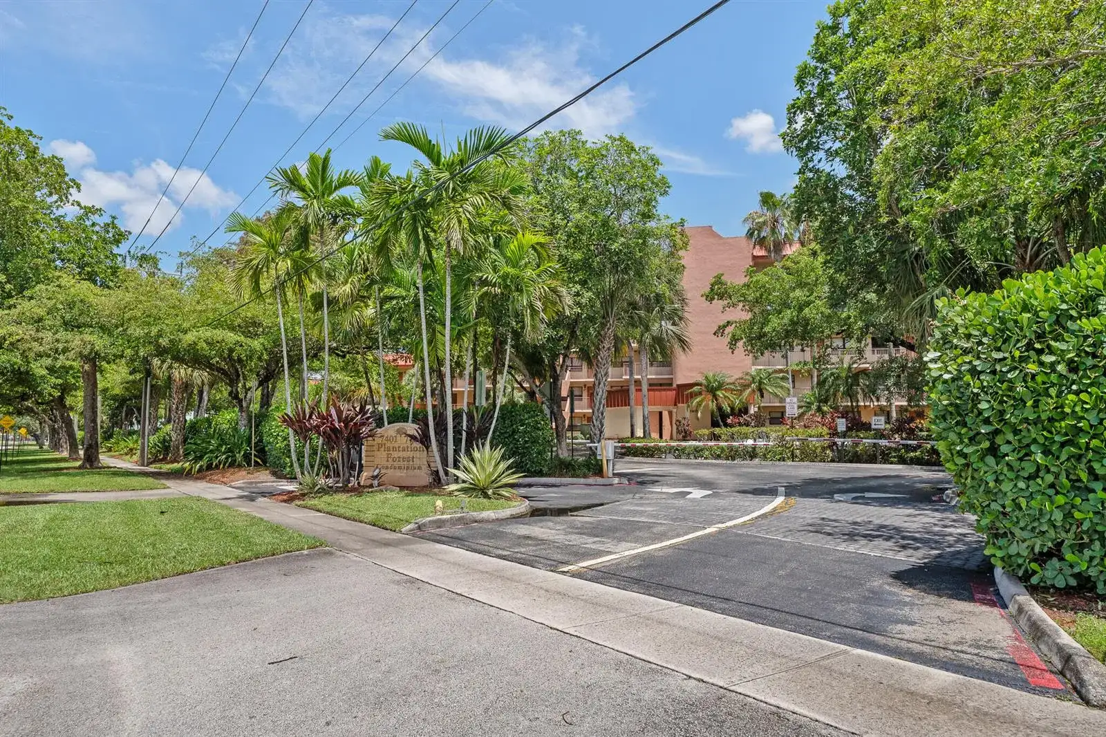 7401 NW 16th Street # 102, Plantation FL 33313 photo 2