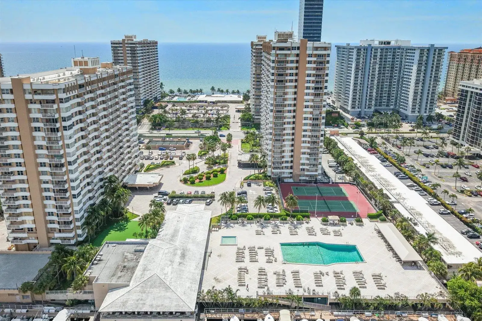 1980 S Ocean Drive # 19a, Hallandale Beach FL 33009