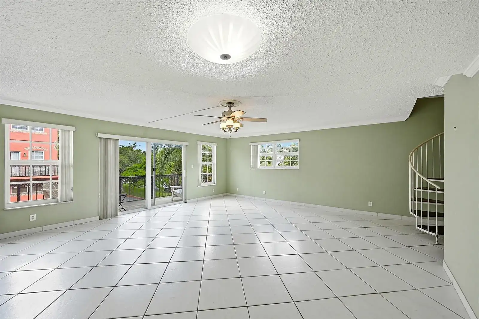 670 Tennis Club Drive # 312, Fort Lauderdale FL 33311 photo 2