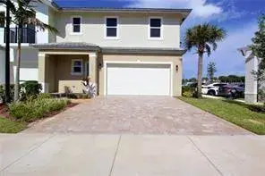 6990 Pines Circle # 53, Coconut Creek FL 33073