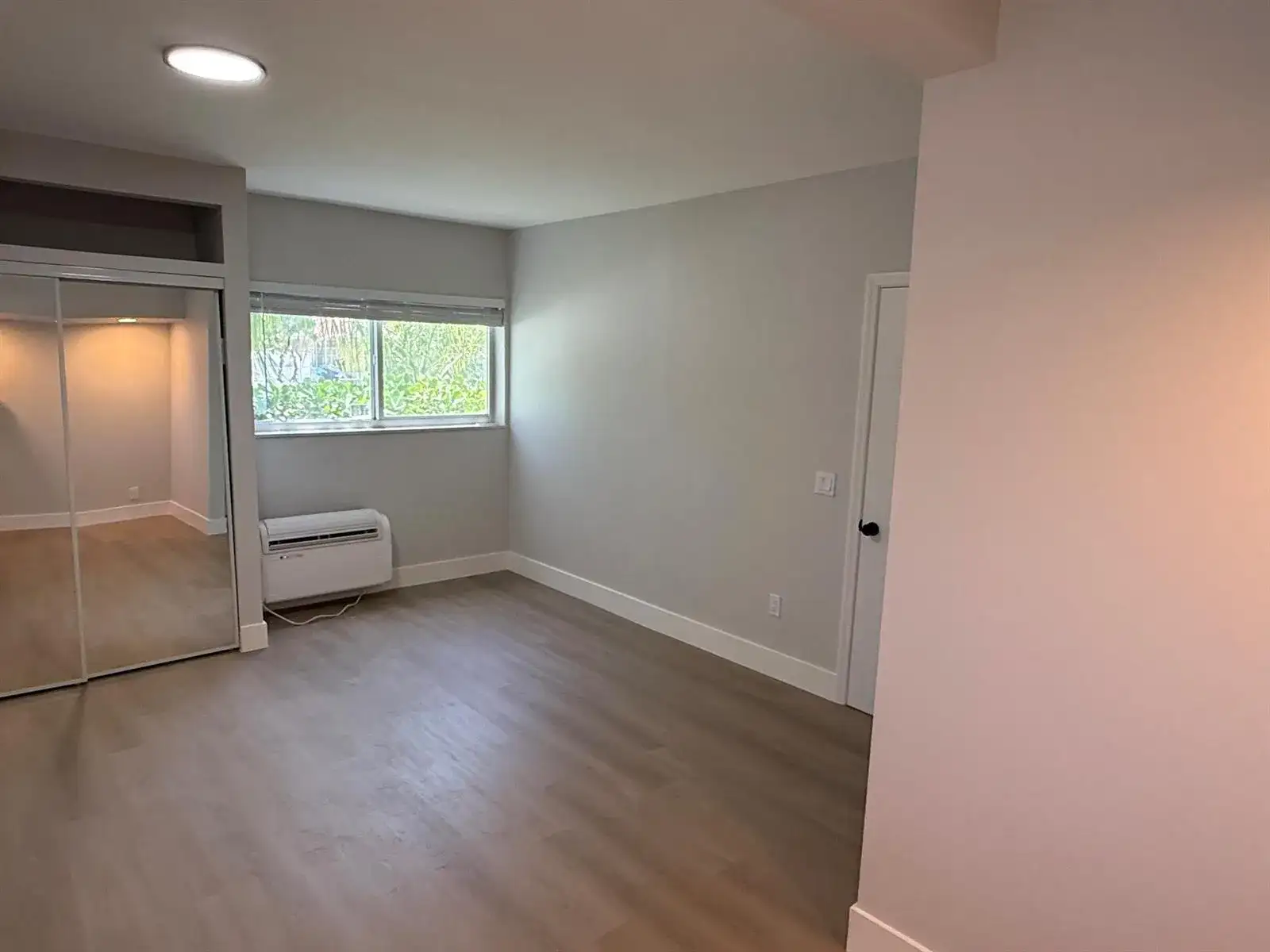 720 NE 7th Street # 4, Hallandale Beach FL 33009 photo 4