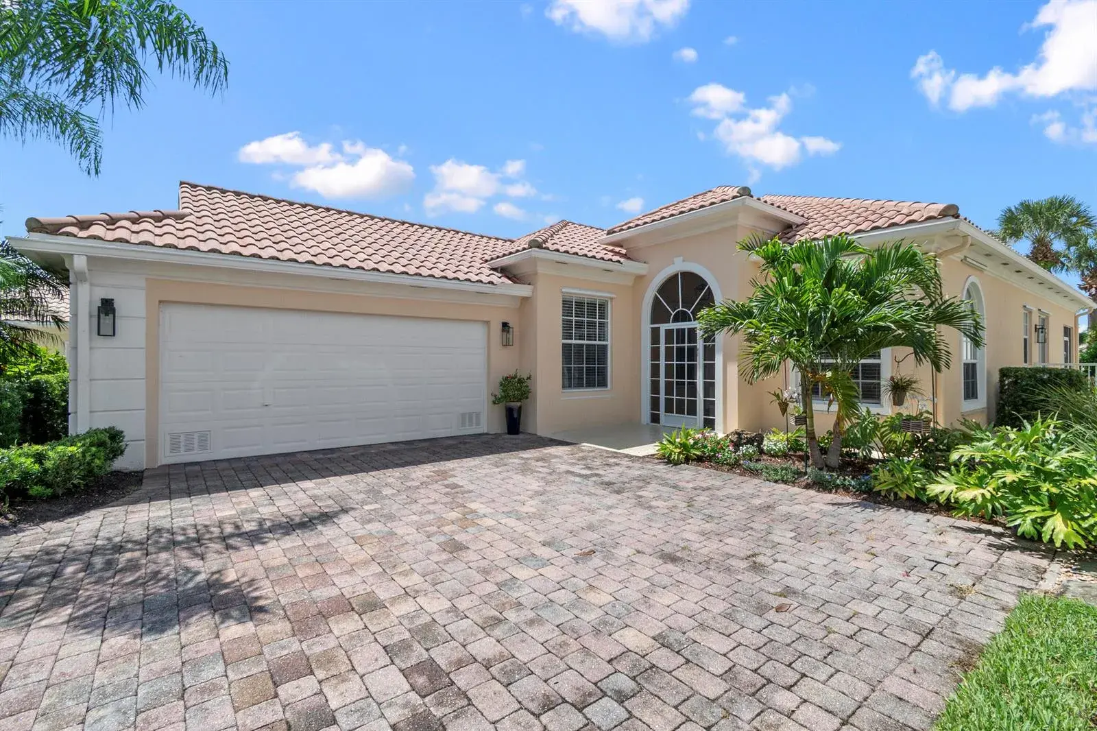 8186 Laborie Lane, Wellington FL 33414