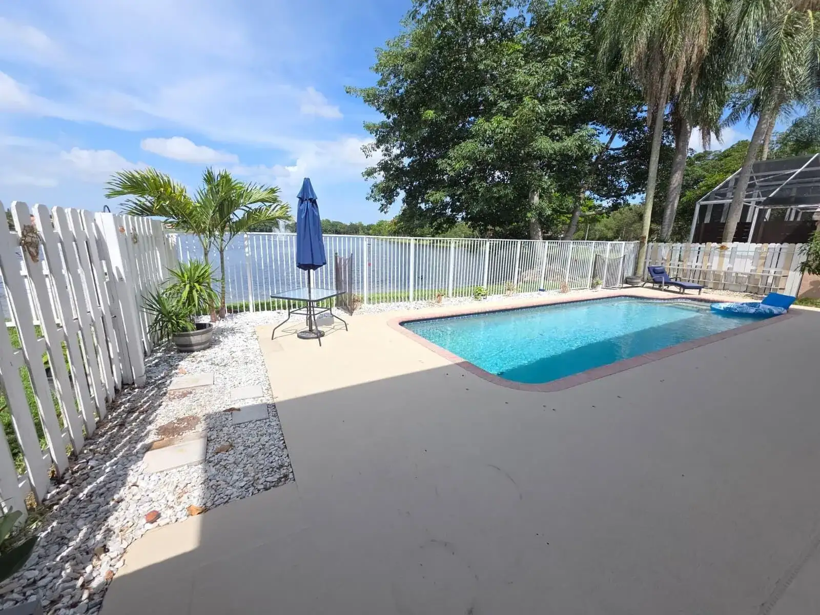 5220 NW 53rd Avenue, Coconut Creek FL 33073 photo 2