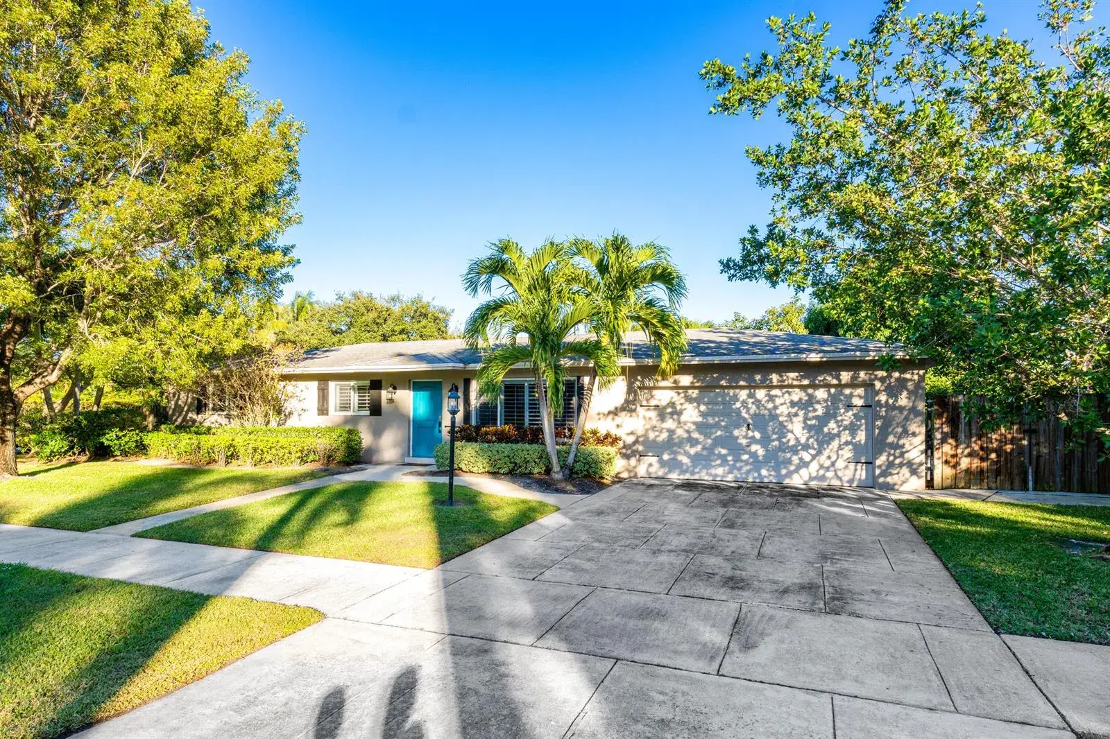 770 NW 3rd Avenue, Boca Raton FL 33432