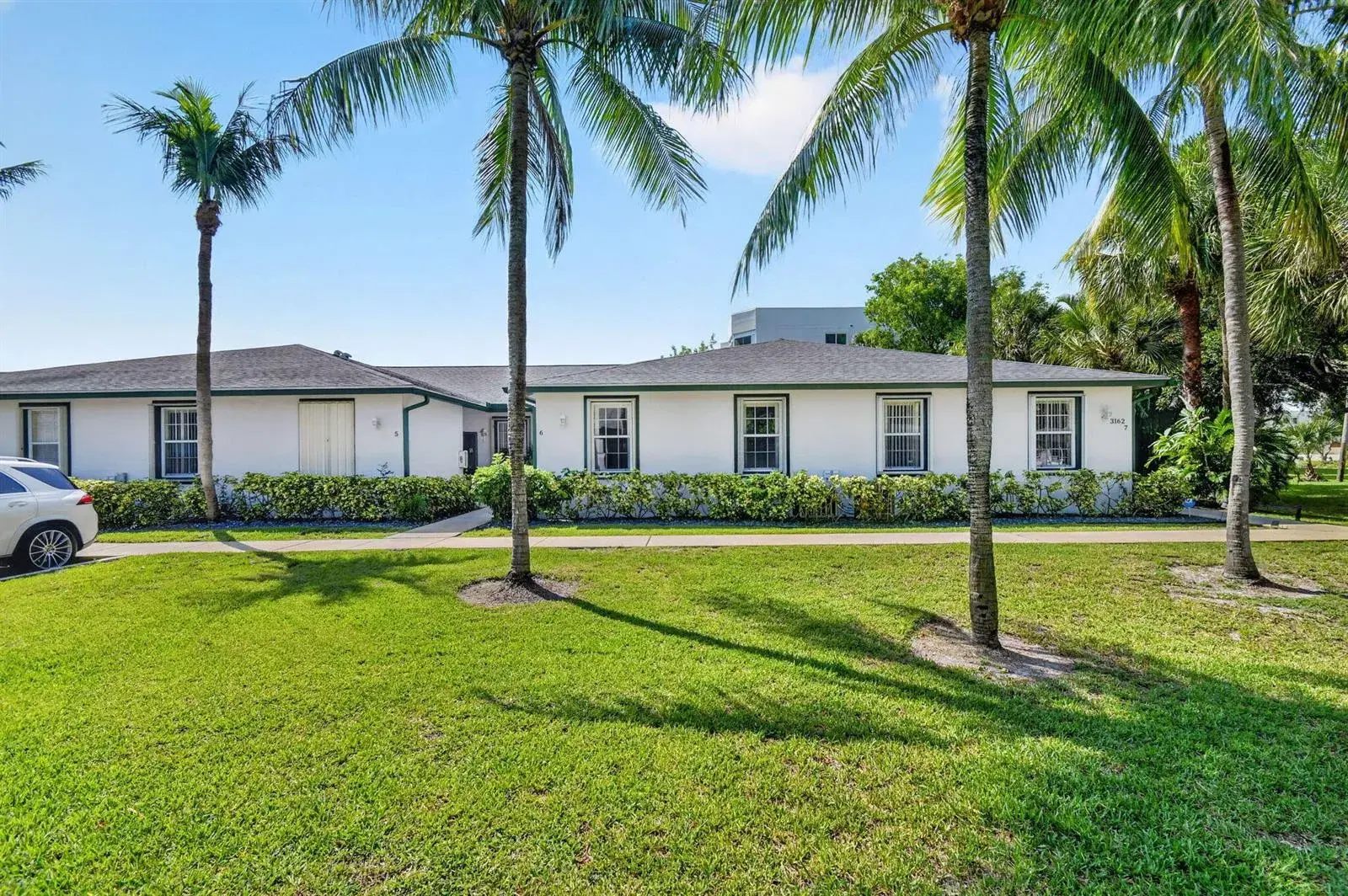 3162 Via Poinciana # 6, Lake Worth FL 33467