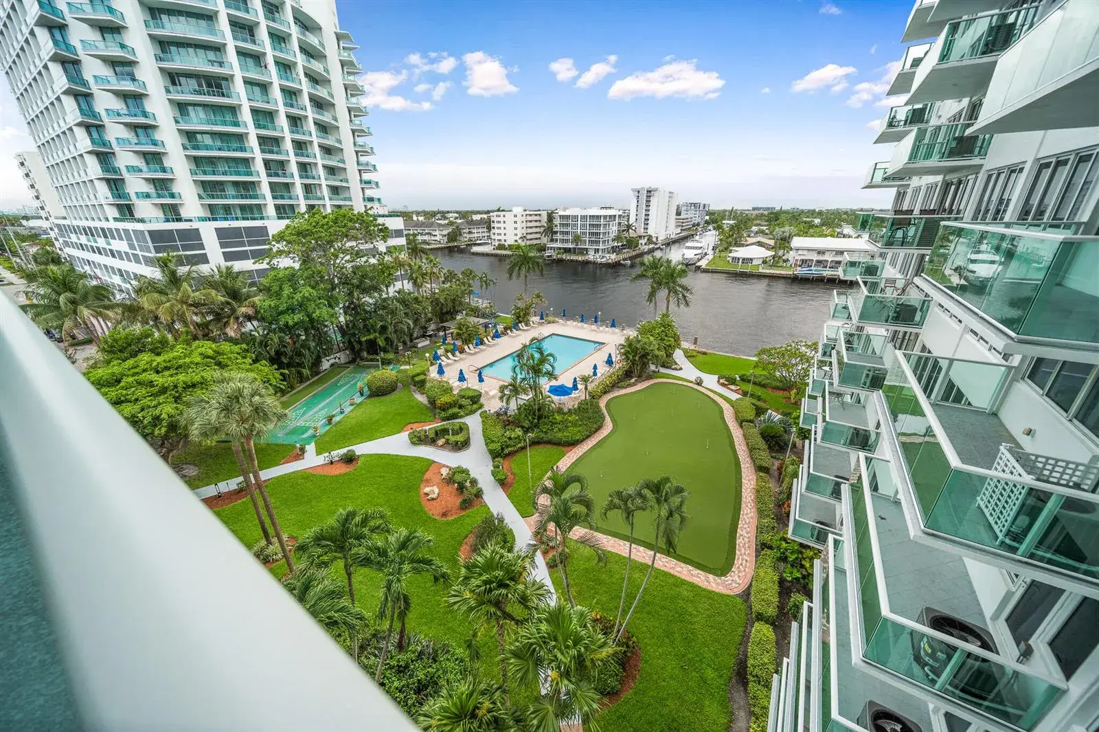 3233 NE 34th Street # 718, Fort Lauderdale FL 33308