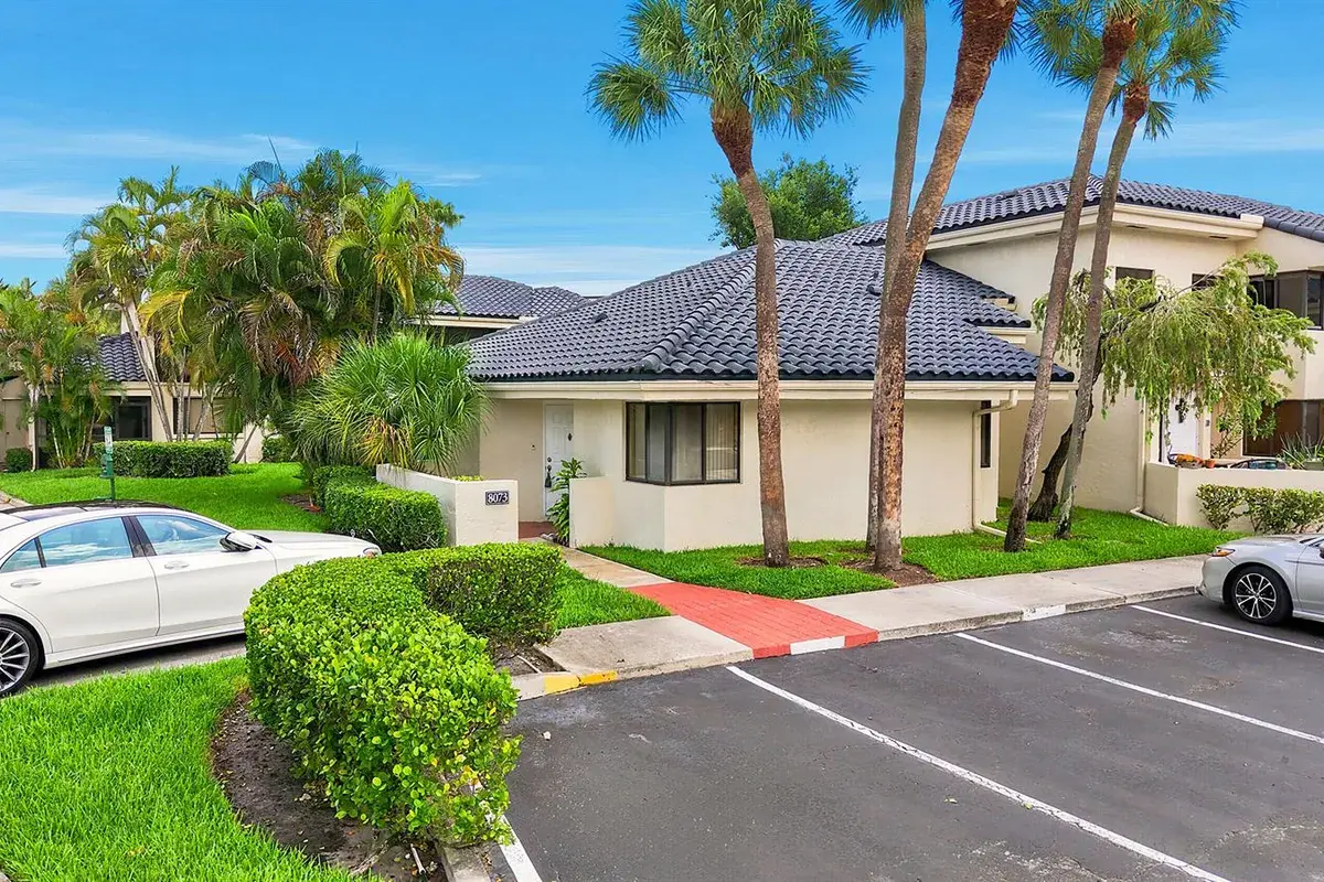 8073 NW 15th Manor # 8073, Plantation FL 33322