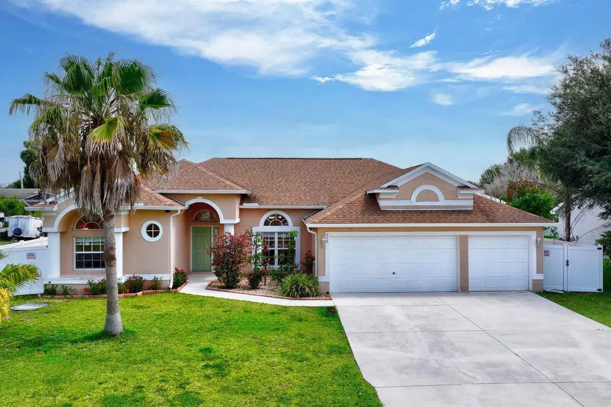 268 SW Moselle Avenue, Port St. Lucie FL 34984