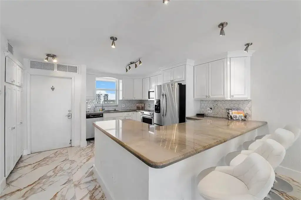 3100 NE 49th Street # 807, Fort Lauderdale FL 33308 photo 3