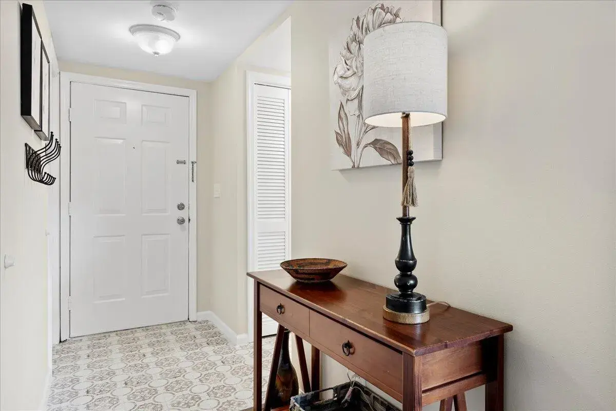 11863 Wimbledon Circle # 540, Wellington FL 33414