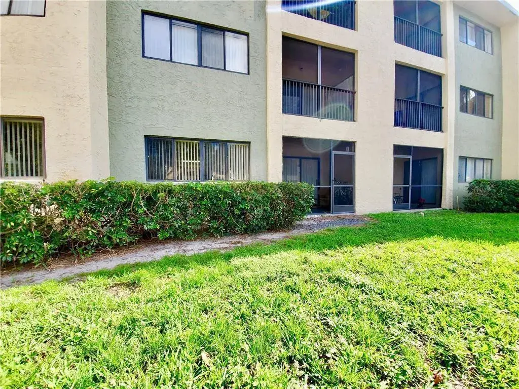 2445 SW 18th Terrace # 413, Fort Lauderdale FL 33315
