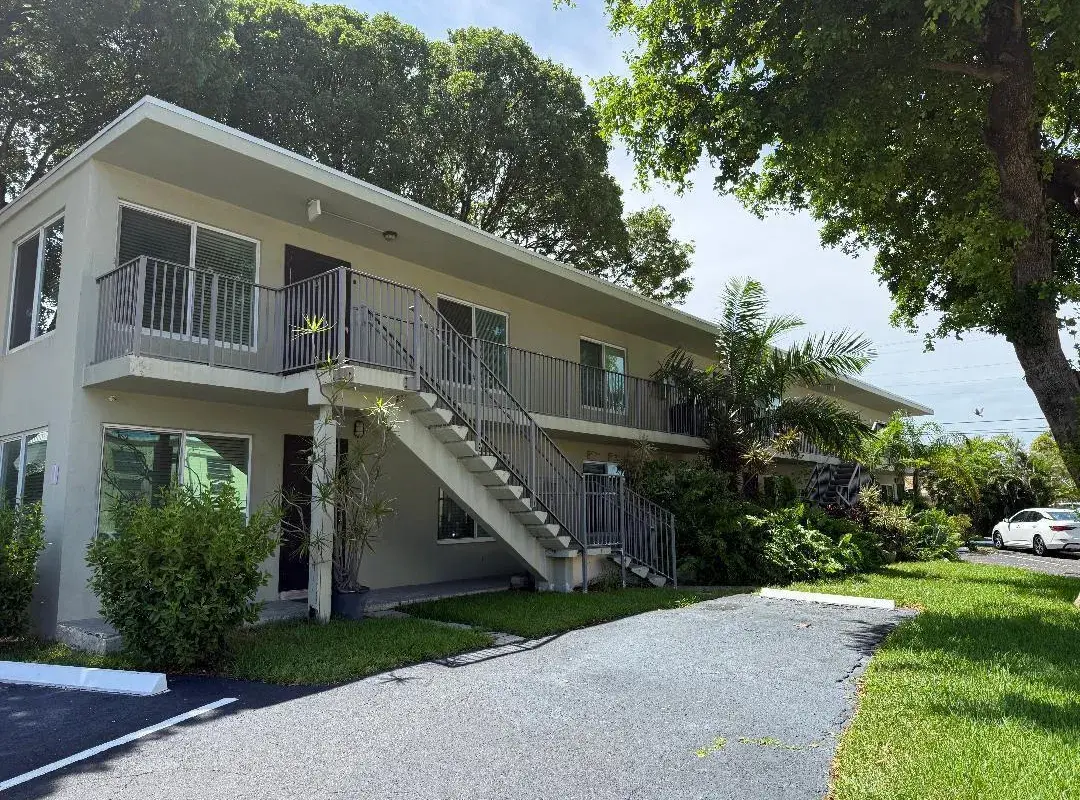 2317 NE 2nd Street # 1, Pompano Beach FL 33062